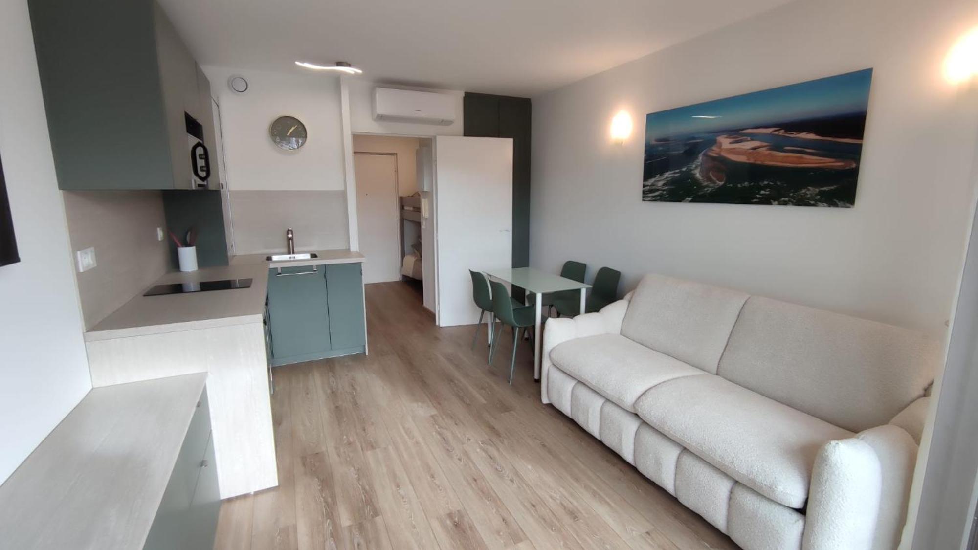 Studio Avec Parking Centre-Ville Face A La Gare Plage & Commerces Arcachon Exterior photo