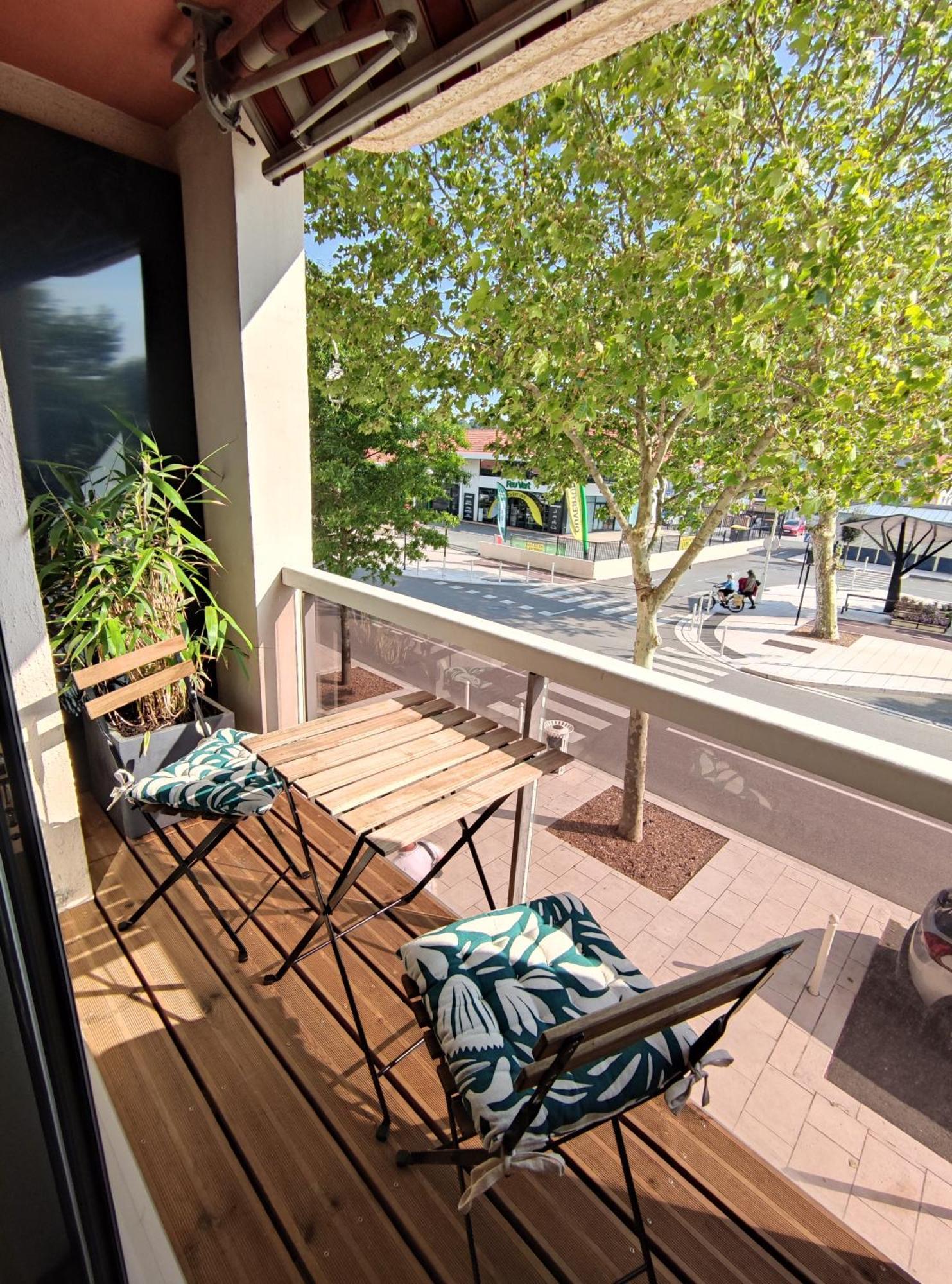Studio Avec Parking Centre-Ville Face A La Gare Plage & Commerces Arcachon Exterior photo
